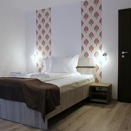 Pensiunea Argesu ** Guest house